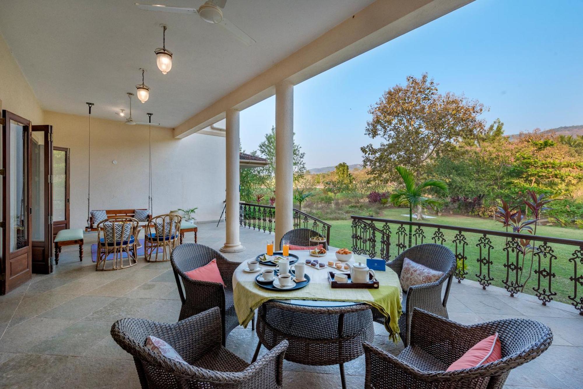 אליבג Saffronstays Mograa Laffaire מראה חיצוני תמונה